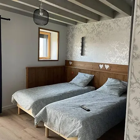 Holiday home Duplex Avec Poele A Granules Et Garage A Motos